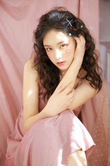 女朋友的妈妈2中智勋第一集